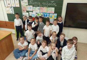 17.10.2025 - klasa 1d świętuje 80-lecie naszej szkoły.