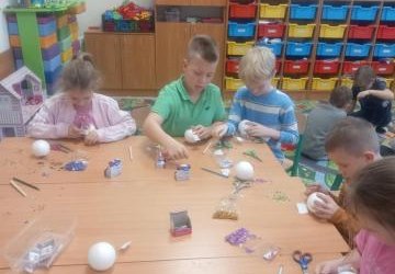 Przygotowania do świąt w świetlicy 2e