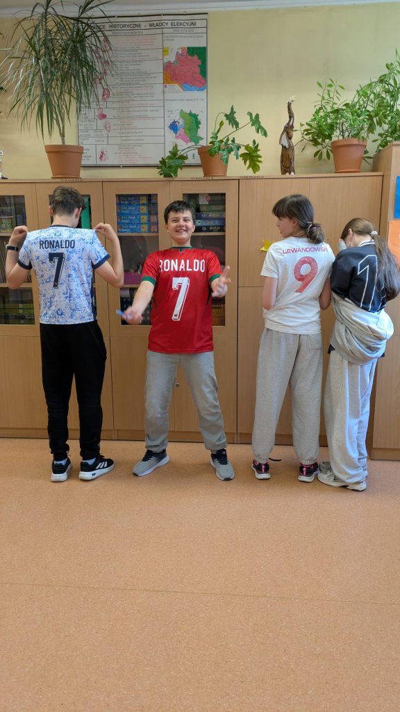 19.05.2026 - Dzień Sportowej Koszulki