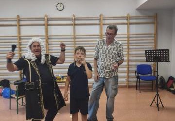 9.06.2026 - Muzyczne spotkanie z Dziadkiem Bachem w klasie 1c